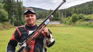 Simon Kolstad Claussen samlagsmester i Akershus med 346p/20* (delt seier med Åse Marit)